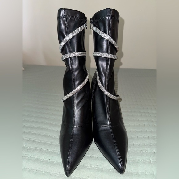Olivia Fargiano stiletto Boots w/ Rhinestone Straps. Size 10 worn 1X for a few - Picture 2 of 11